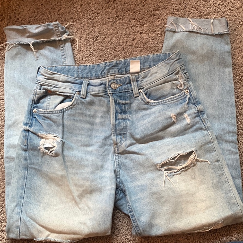 Ripped light wash jeans